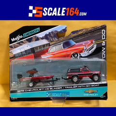 Maisto - 1:64 - 1979 Chevrolet K5 Blazer with Trailer With Ski Boat - Tow & Go