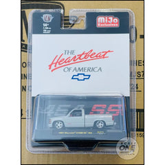 M2 Machines - 1:64 - 1991 Chevrolet C1500 SS 454 Pickup Truck Limited Edition - Silver - MiJo Exclusives