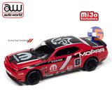 Auto World - 1:64 - 2019 Dodge Challenger SRT Hellcat MOPAR (Red)