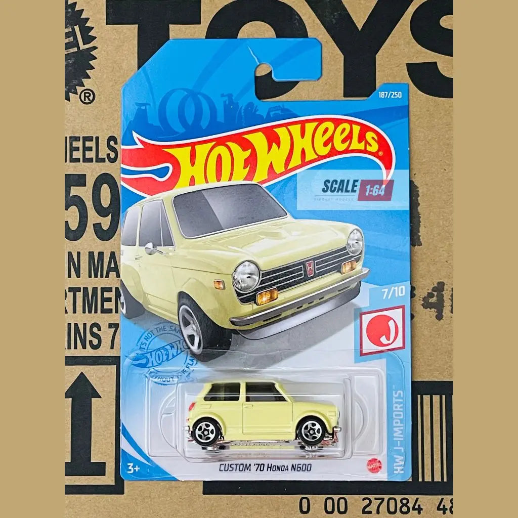 Hot Wheels - Custom '70 Honda N600 (Cream Yellow) - Mainline (HW J-Imports) 187/250 *First Edition*