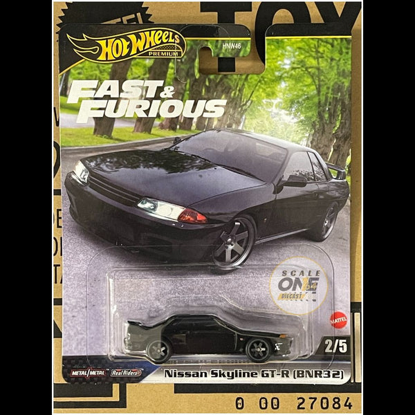 Hot Wheels Boulevard Nissan Skyline GT-R BNR32 Toy Car White