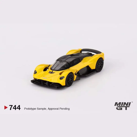 Mini GT - 1:64 - Aston Martin Valkyrie - Sunburst Yellow - MiJo Exclusives