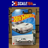 Hot Wheels - Matt and Debbie Hay's 1988 Pro Street Thunderbird (White) - Mainline (Retro Racers) 56/250